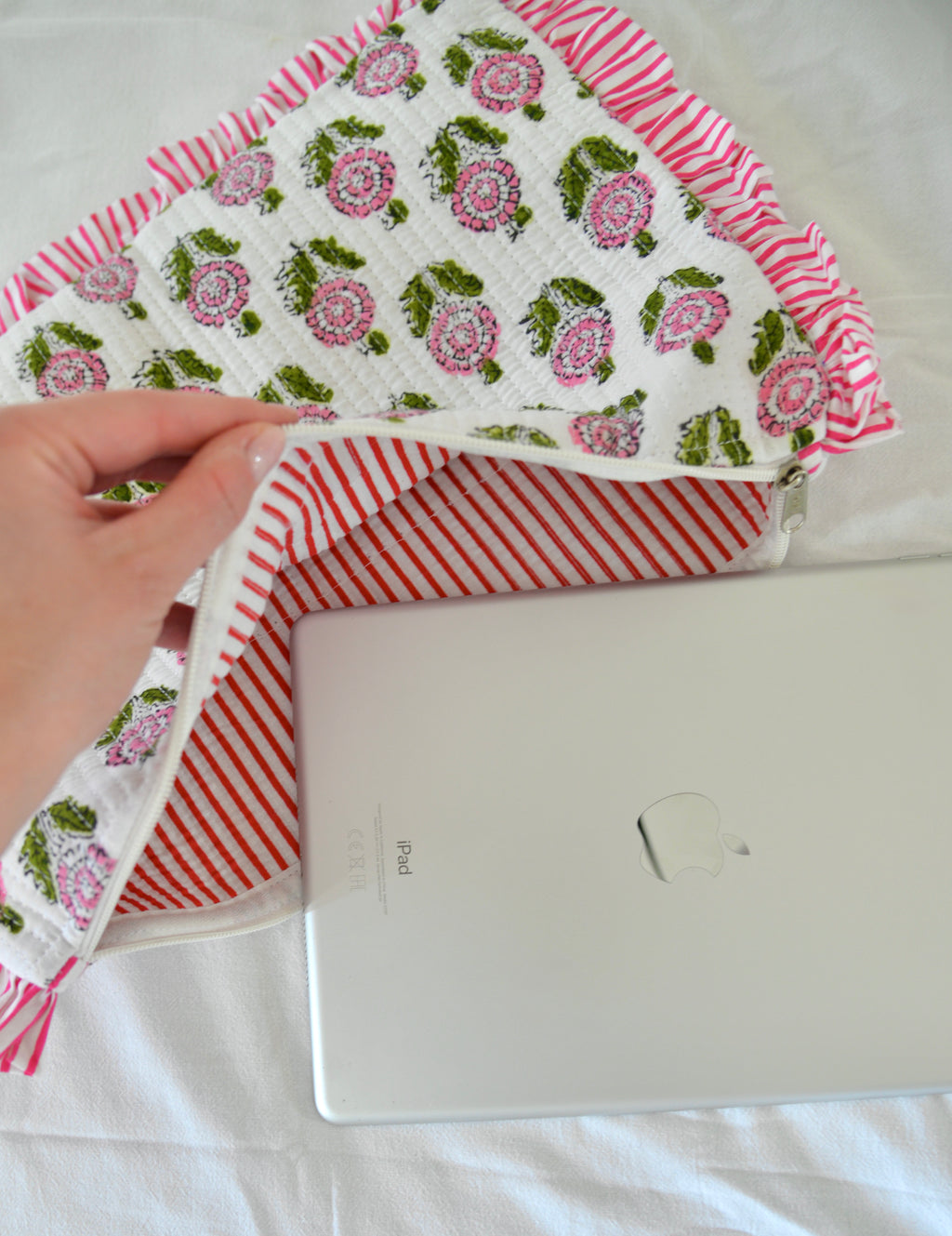 Laptop Sleeve White Bloom