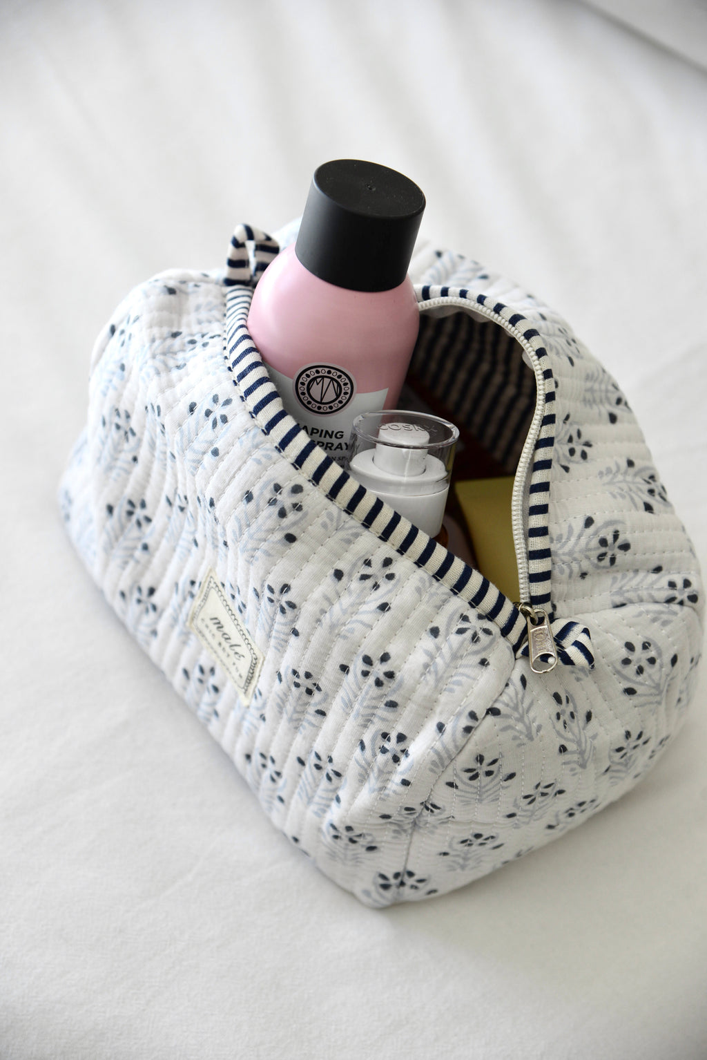 Pouch Blossom Blue