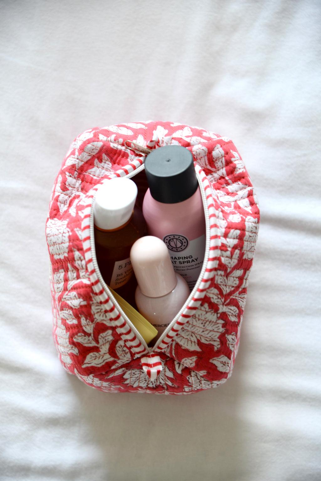 Pouch Red Floral