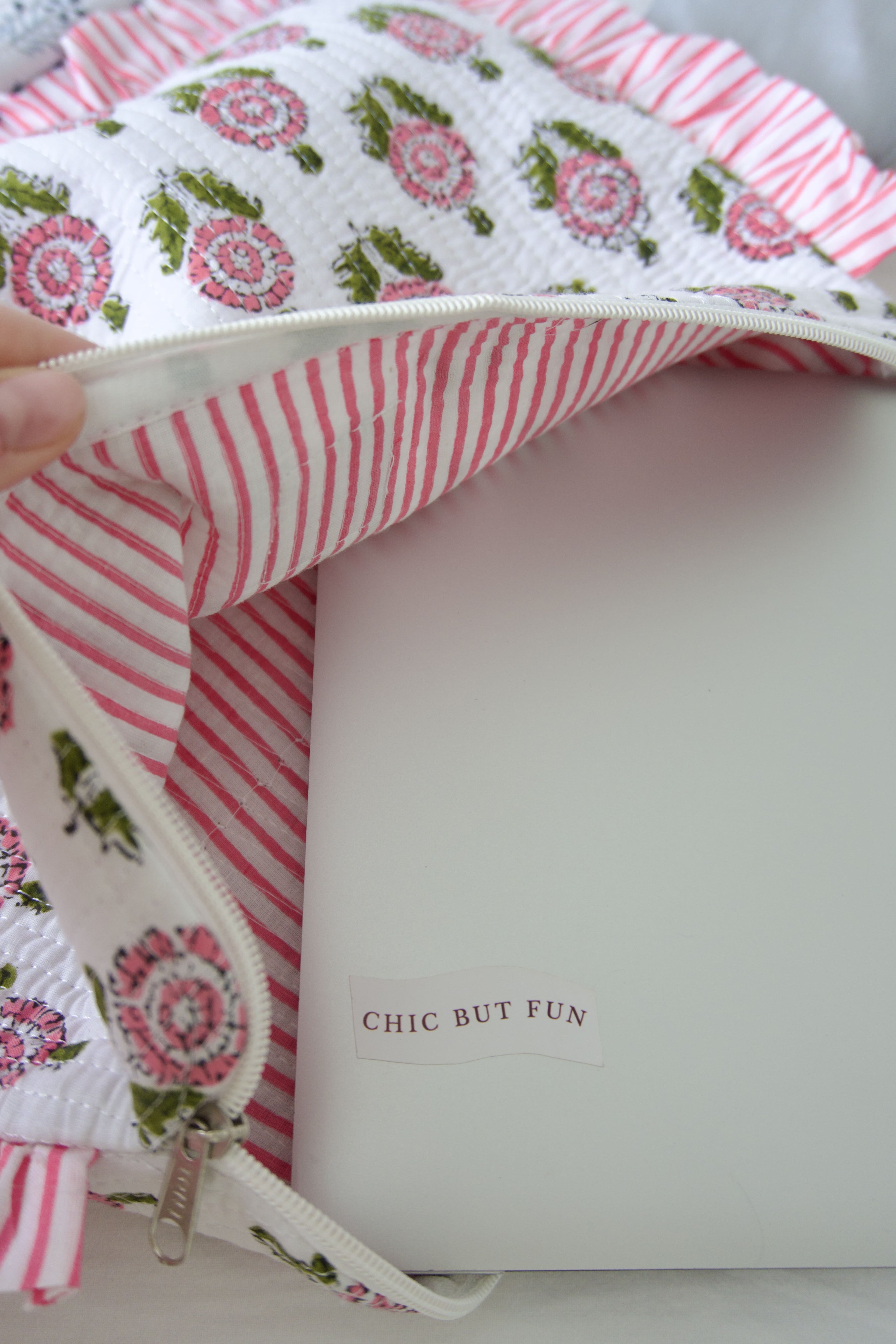 Laptop Sleeve White Bloom
